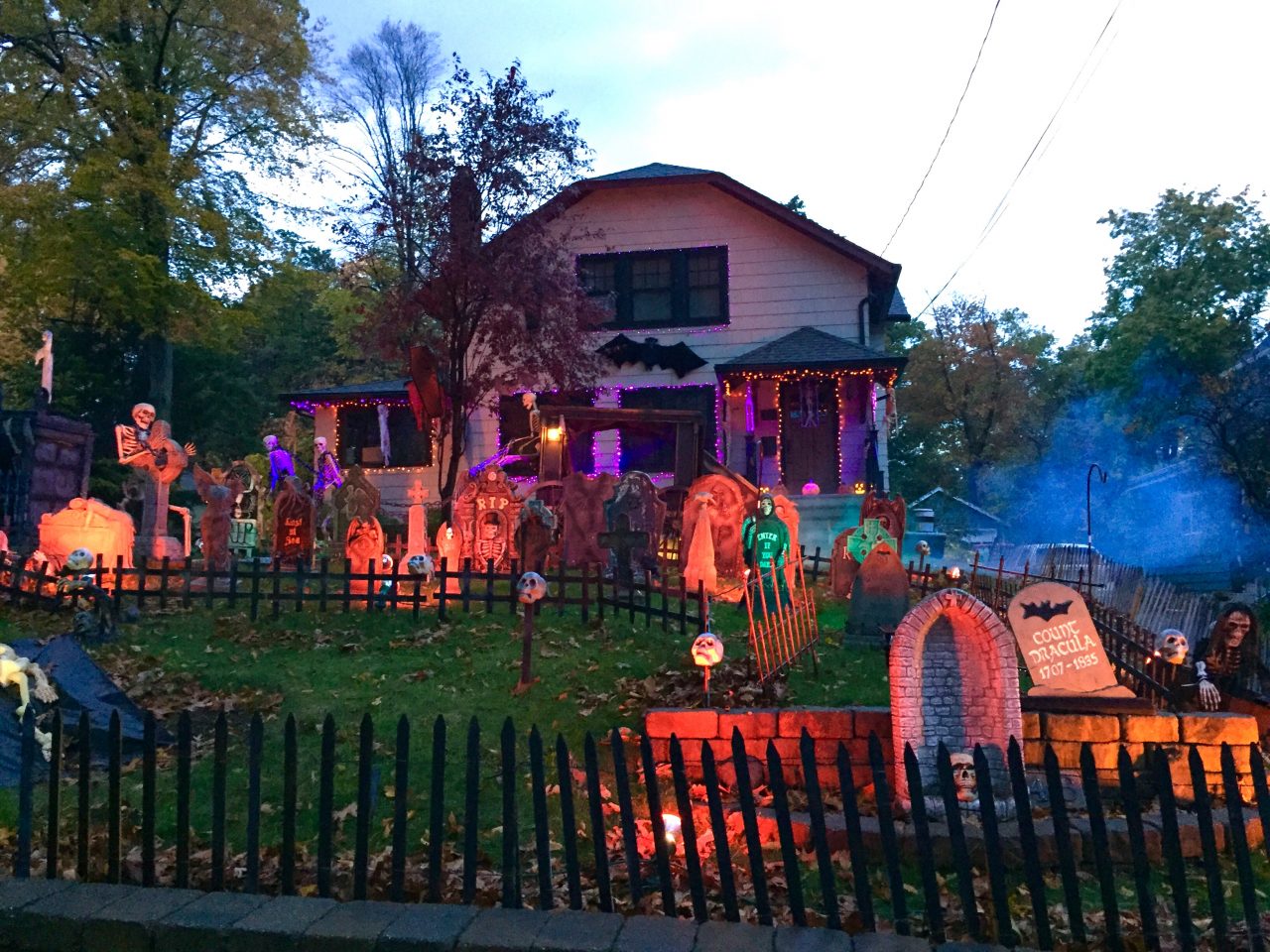 If you’re out and about, check out this house on Park Avenue between